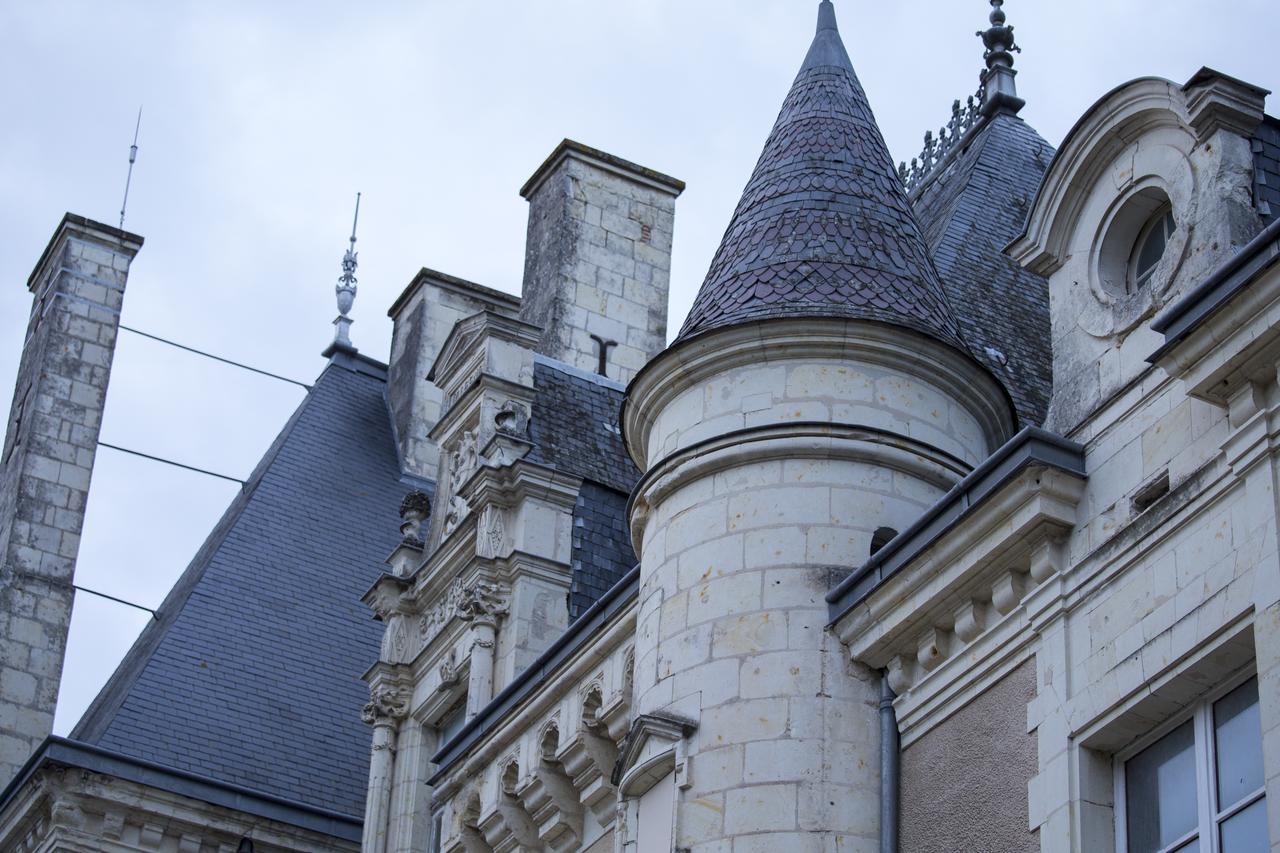 Chateau De Jalesnes Vernantes Exterior photo